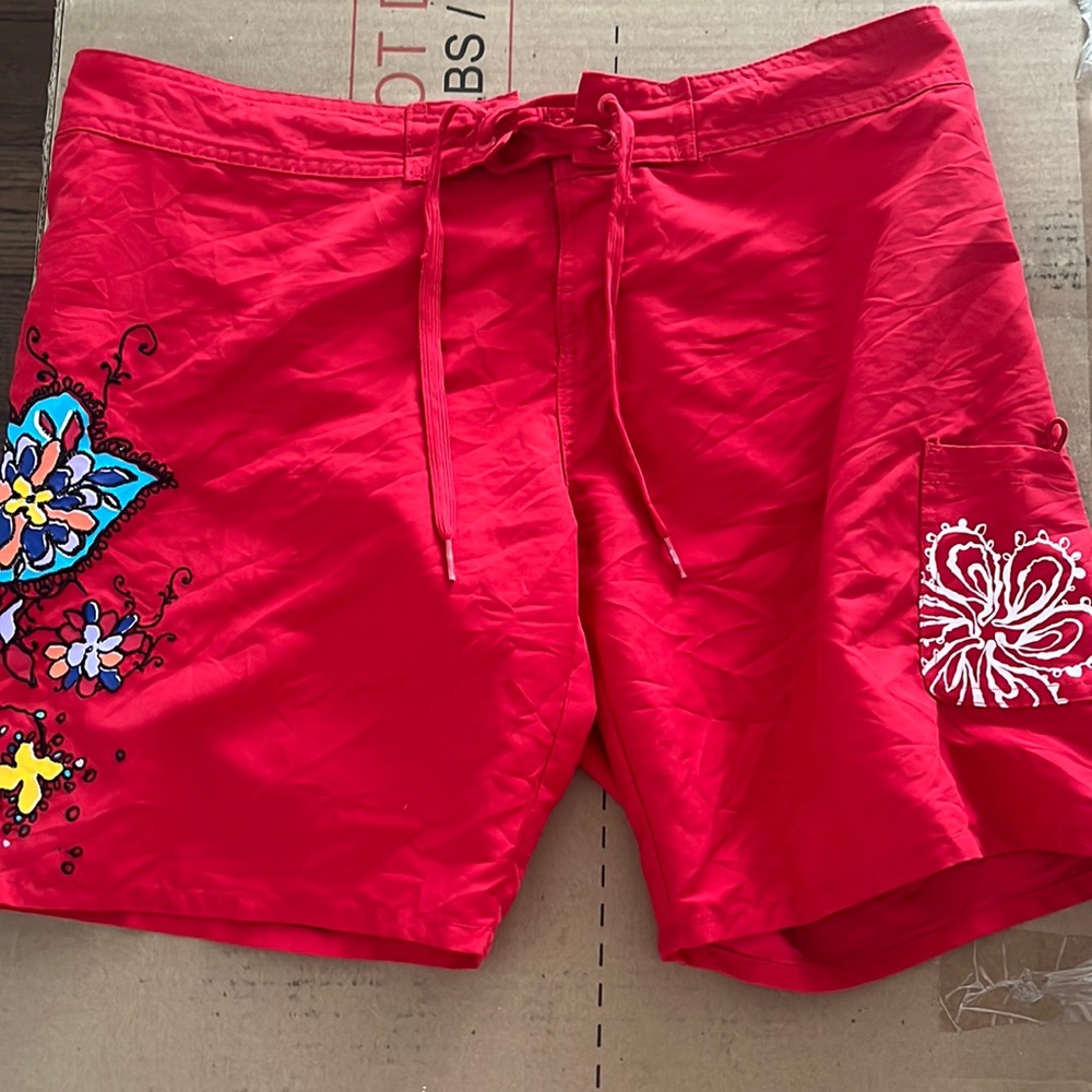 Vintage body glove, Y2K, size medium, women’s swim shorts, vintage price